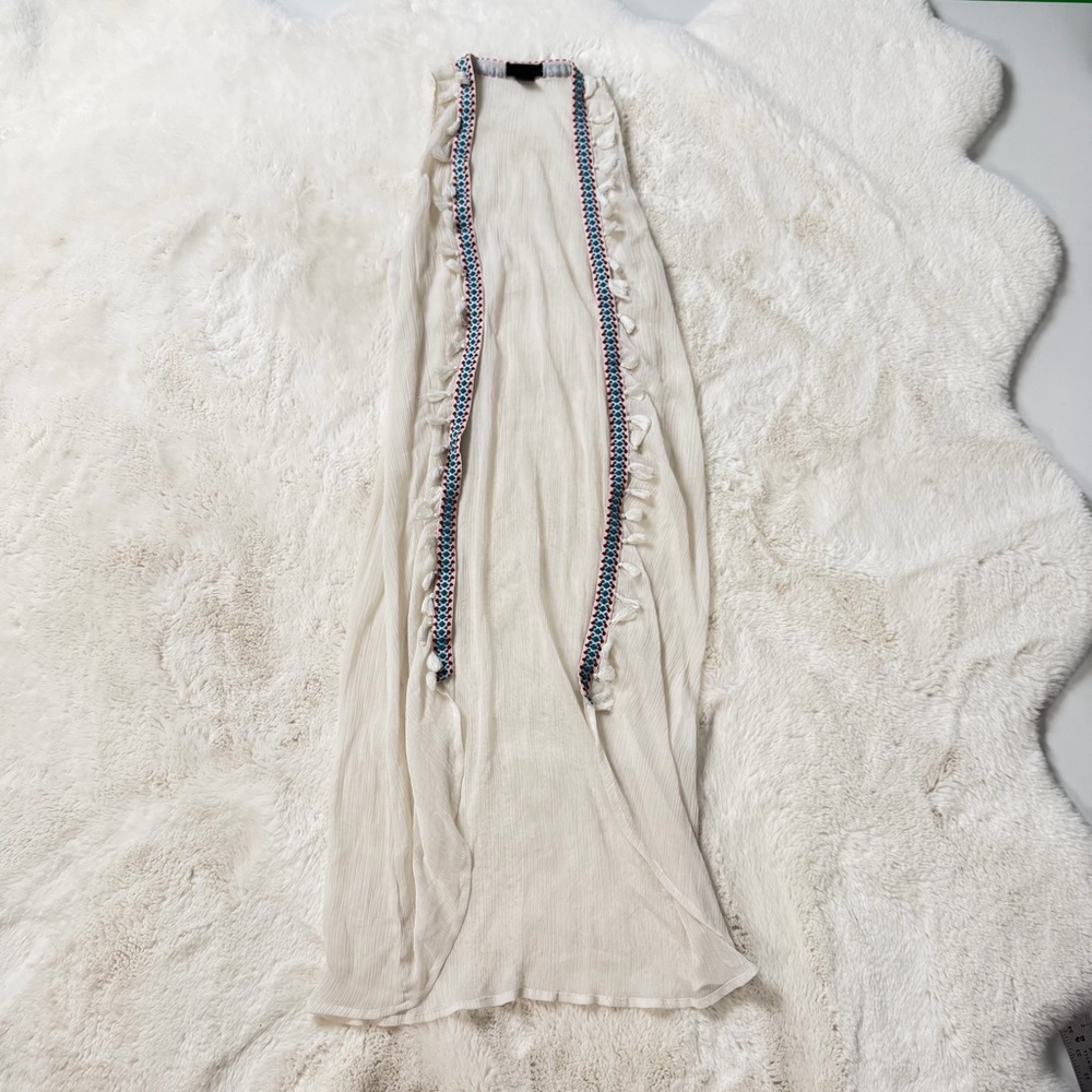 Steve Madden White and Red Scarf